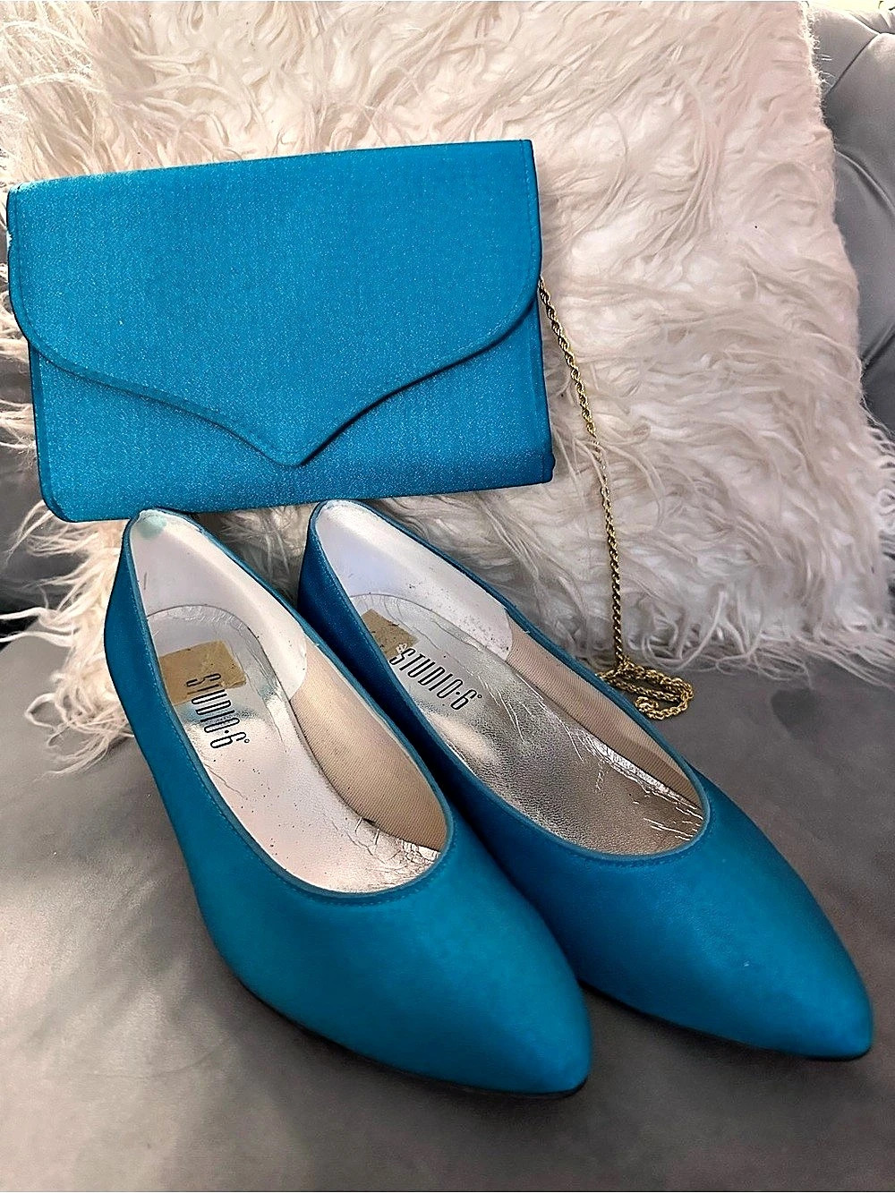 Blue Pointed-Toe Heels with Matching Clutch
